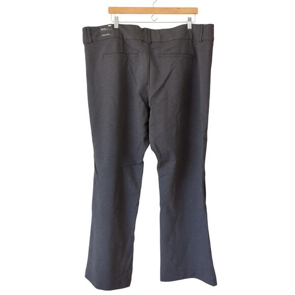 NWT Studio Torrid Pants Womens 26 Straight Gray Charcoal Stretch Ponte Trouser - Picture 2 of 7